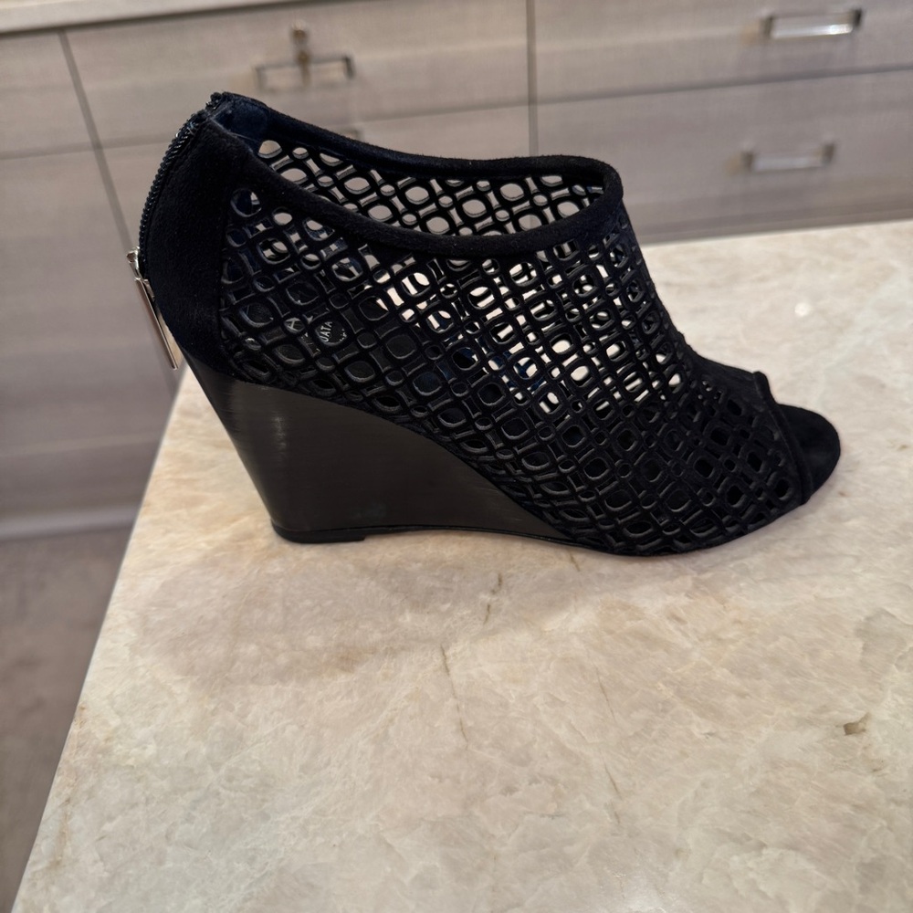 Aquatalia Black Mesh Peep-Toe Booties Size 6